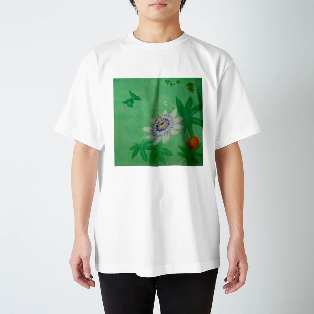 Makoto／真珡の陽だまり時計草 Regular Fit T-Shirt