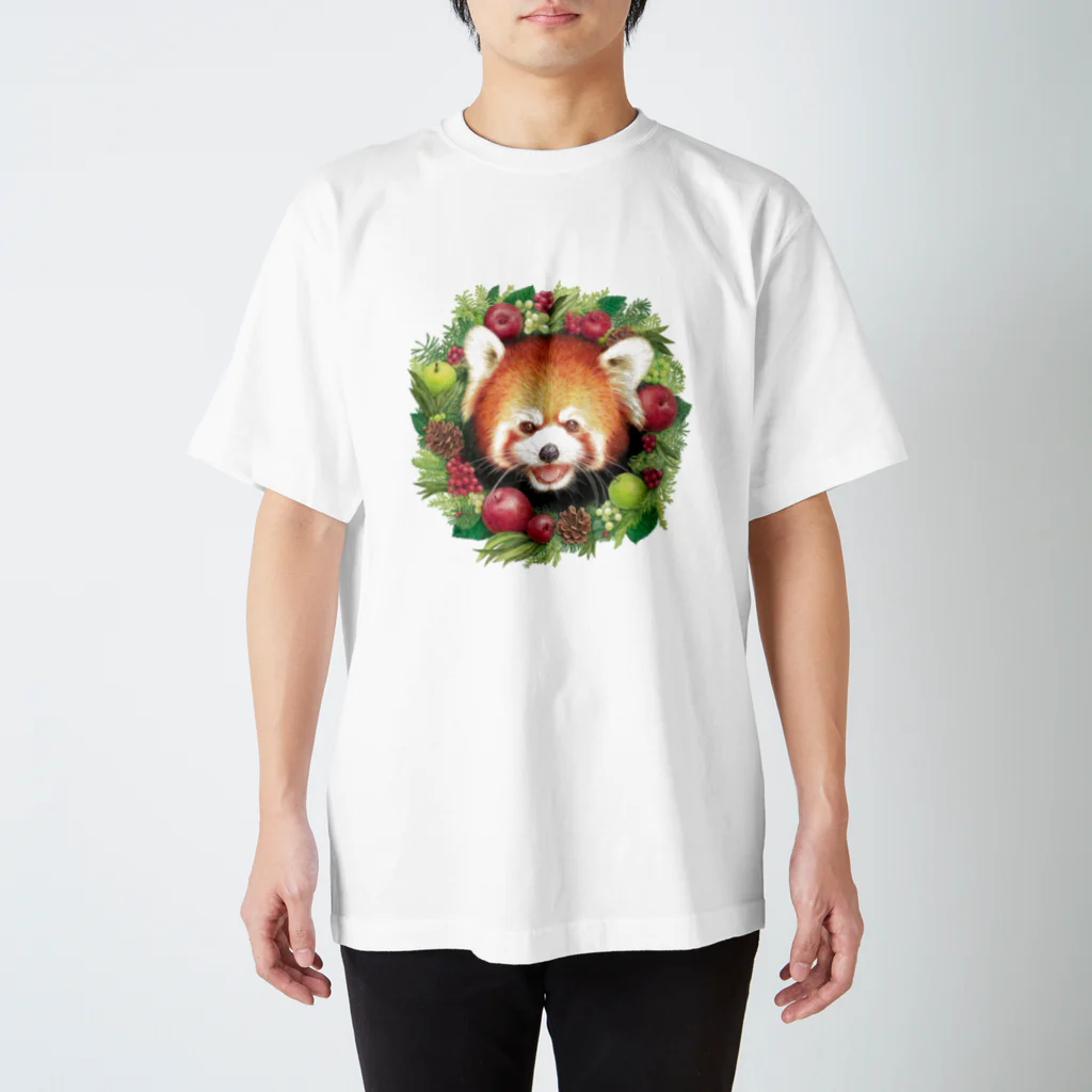 rokoのレッサーパンダB Regular Fit T-Shirt