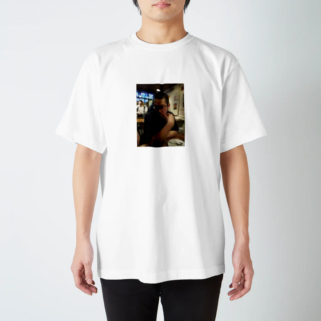 UCHIUMI TAKUのBeeHive スタンダードTシャツ