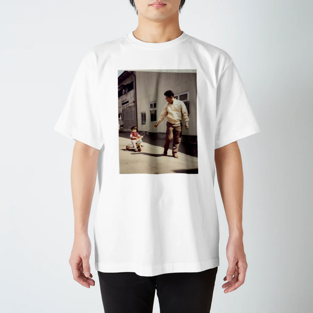 Momi Buncho Lab SHOPのじいちゃんとの思い出 Regular Fit T-Shirt