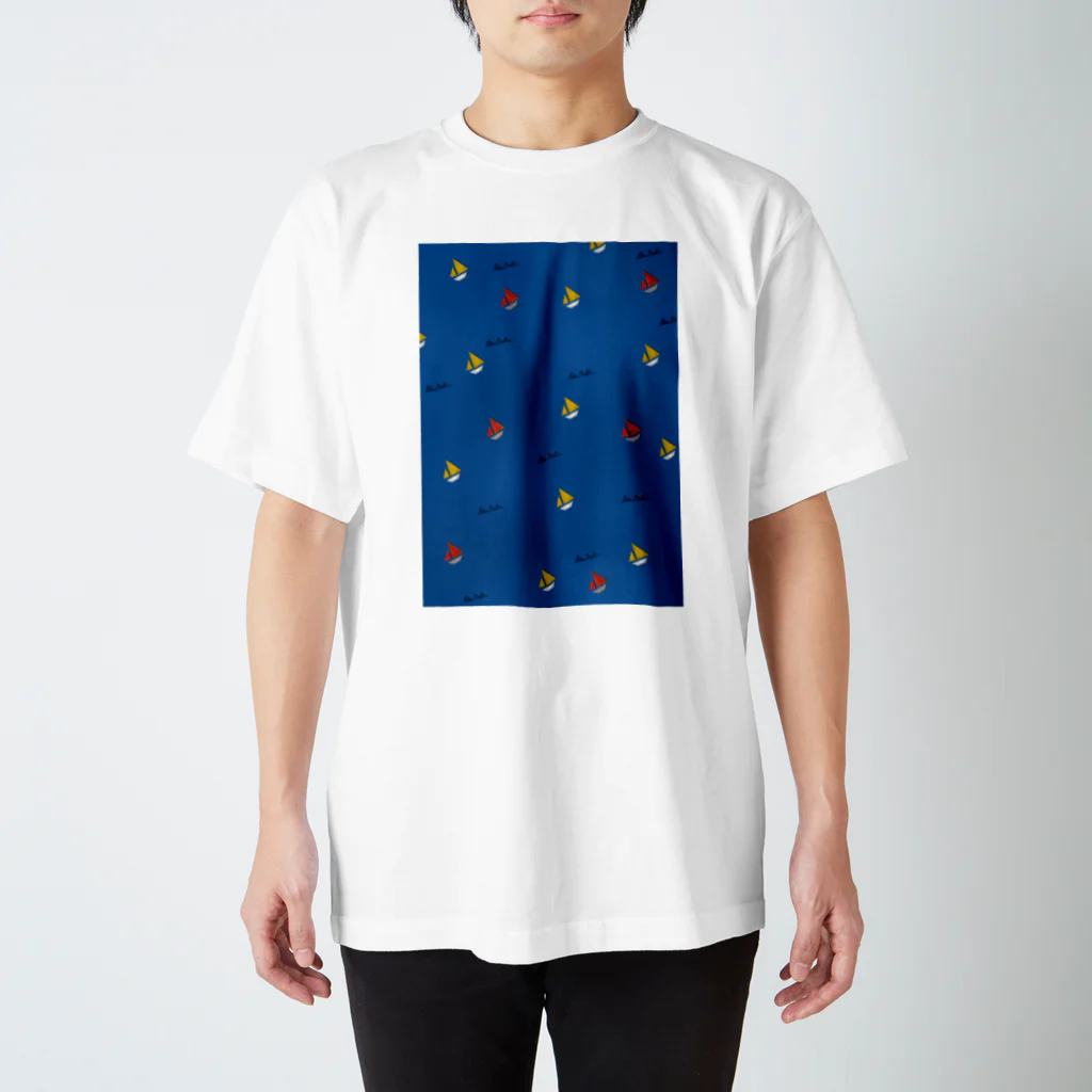 Tania NobukovskiのSAIL AWAY スタンダードTシャツ