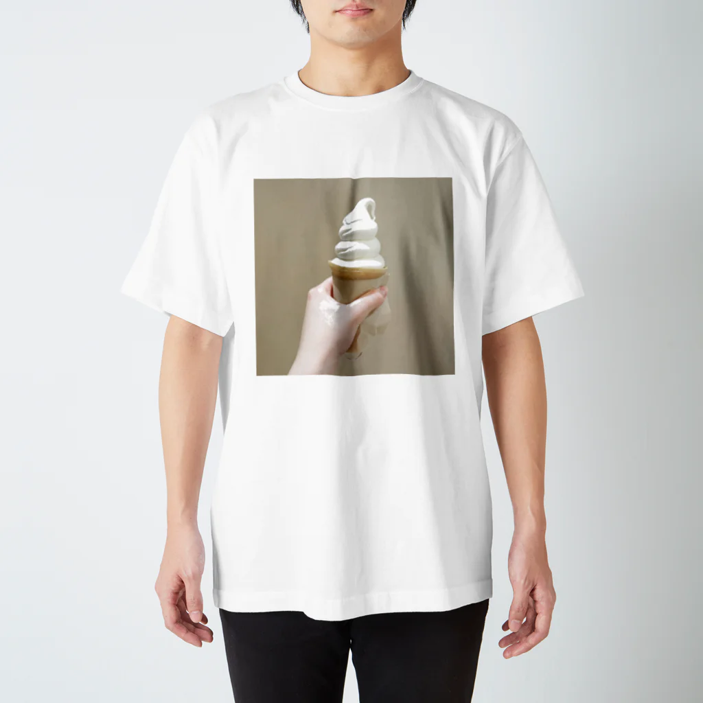 加州薫月(ゆき)のおいしいソフトクリーム スタンダードTシャツ