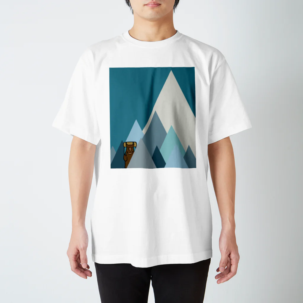 ごろねの山の間から熊 Regular Fit T-Shirt