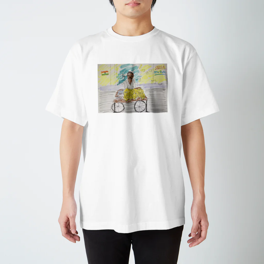 ドローイングGalleryのNew Delhi,India,On the road.2018 スタンダードTシャツ