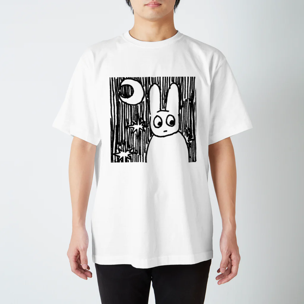 魔女オランジーナのうさぎのピョートル ピョートルと夜 Regular Fit T-Shirt