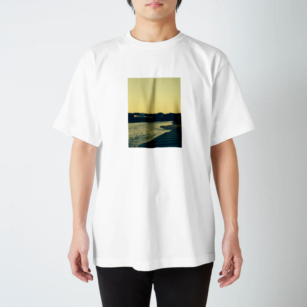 Routineの河 Regular Fit T-Shirt