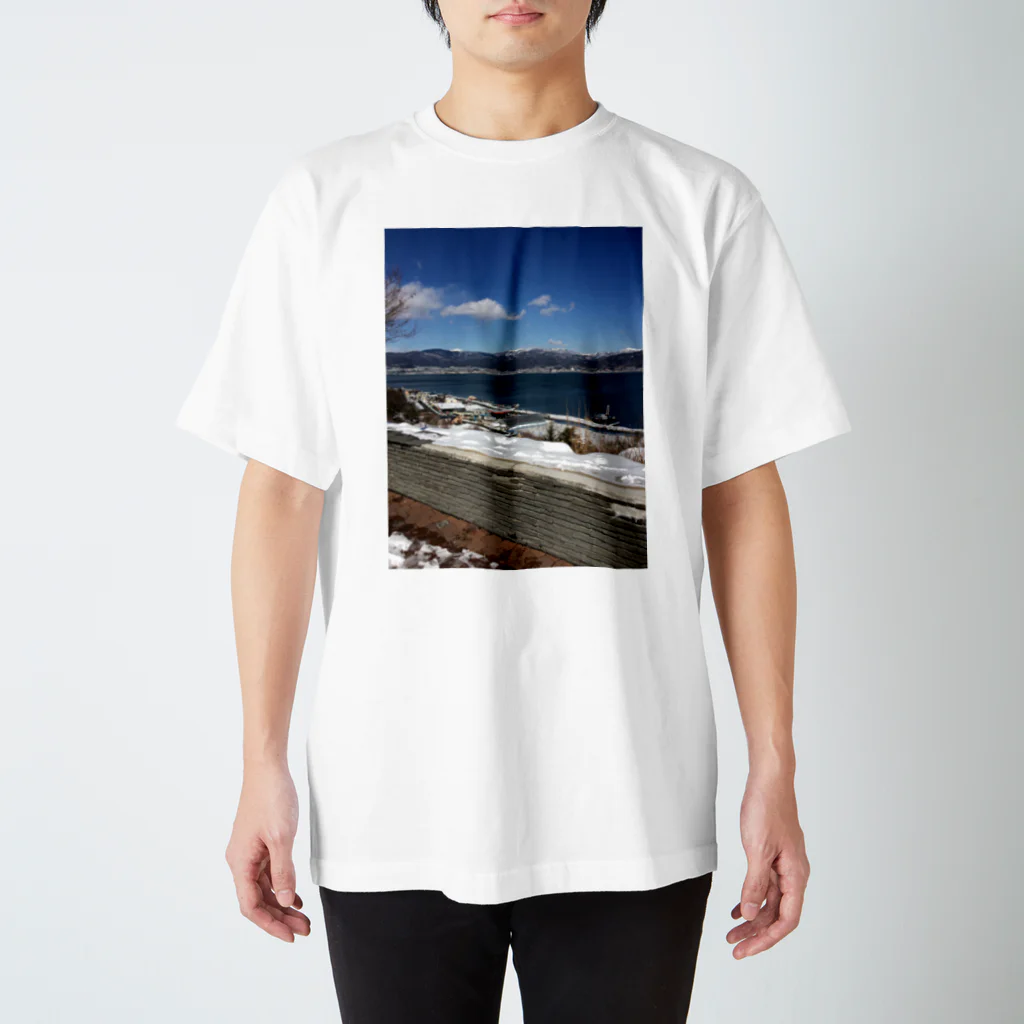 Routineの湖 Regular Fit T-Shirt