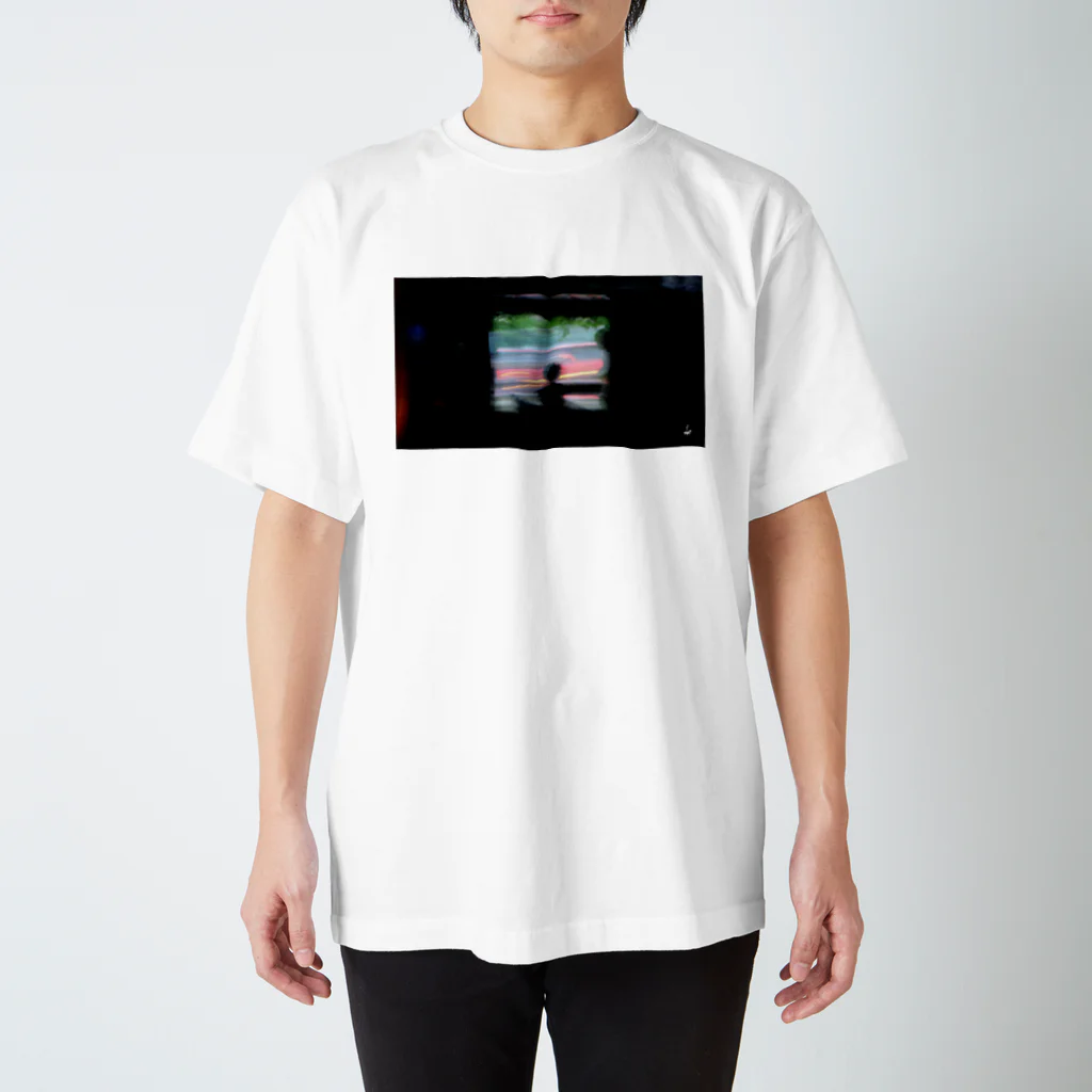 fDESIGNのfp_06_Photo Regular Fit T-Shirt