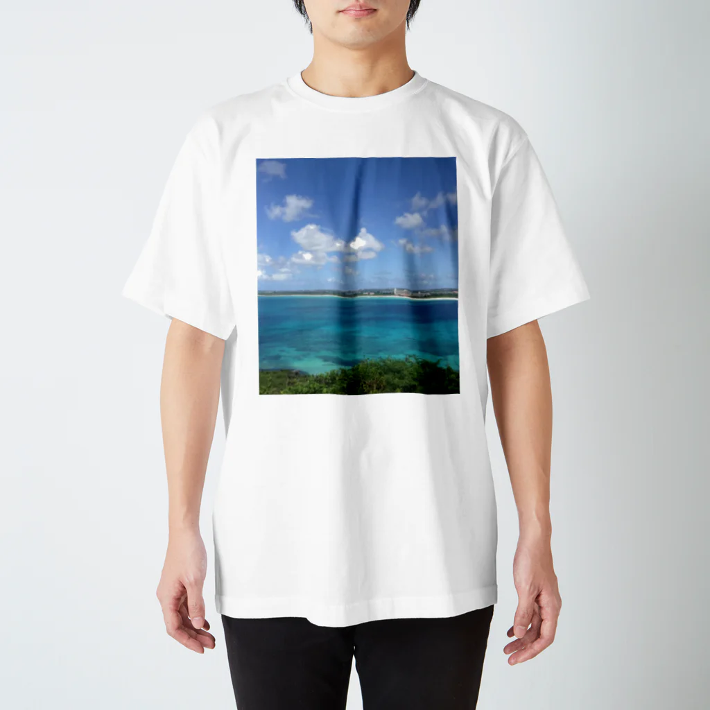 iaryの沖縄の海と空 Regular Fit T-Shirt