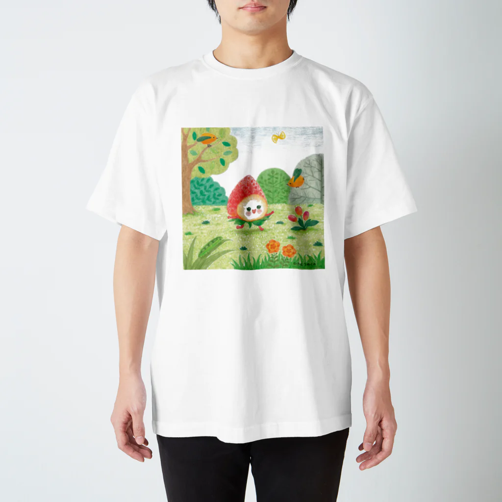 さとうめぐみ絵本グッズのいちごちゃん Regular Fit T-Shirt