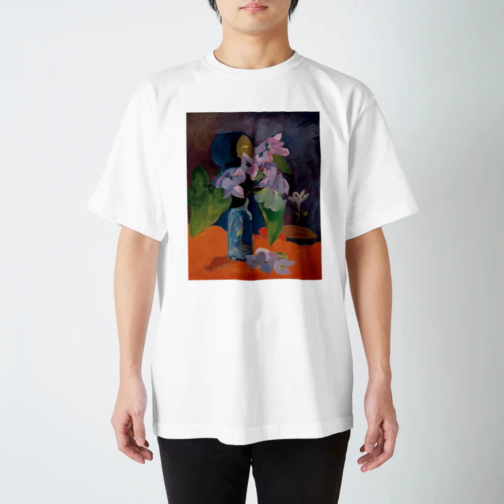 beautiful-worldの花とアイドルのある静物 スタンダードTシャツ