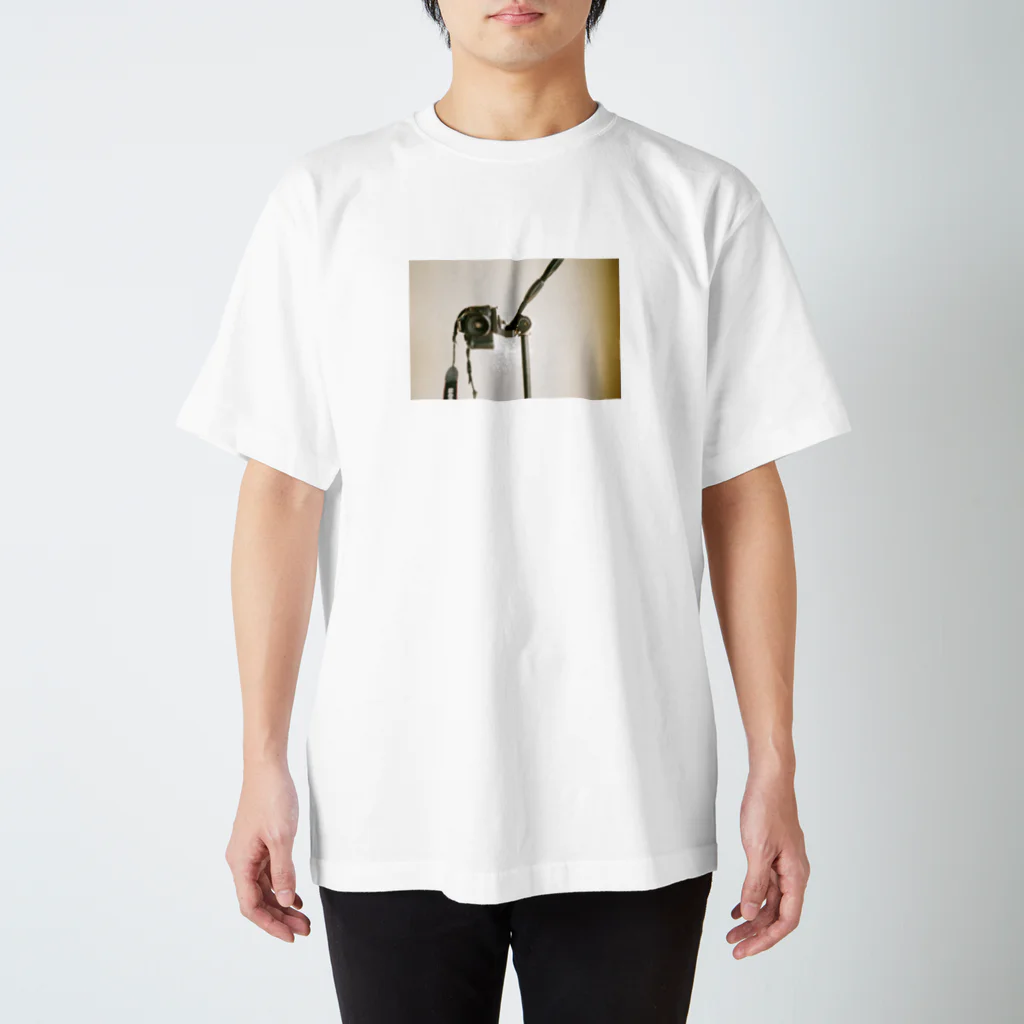 oni_boucleの一眼レフと三脚 Regular Fit T-Shirt