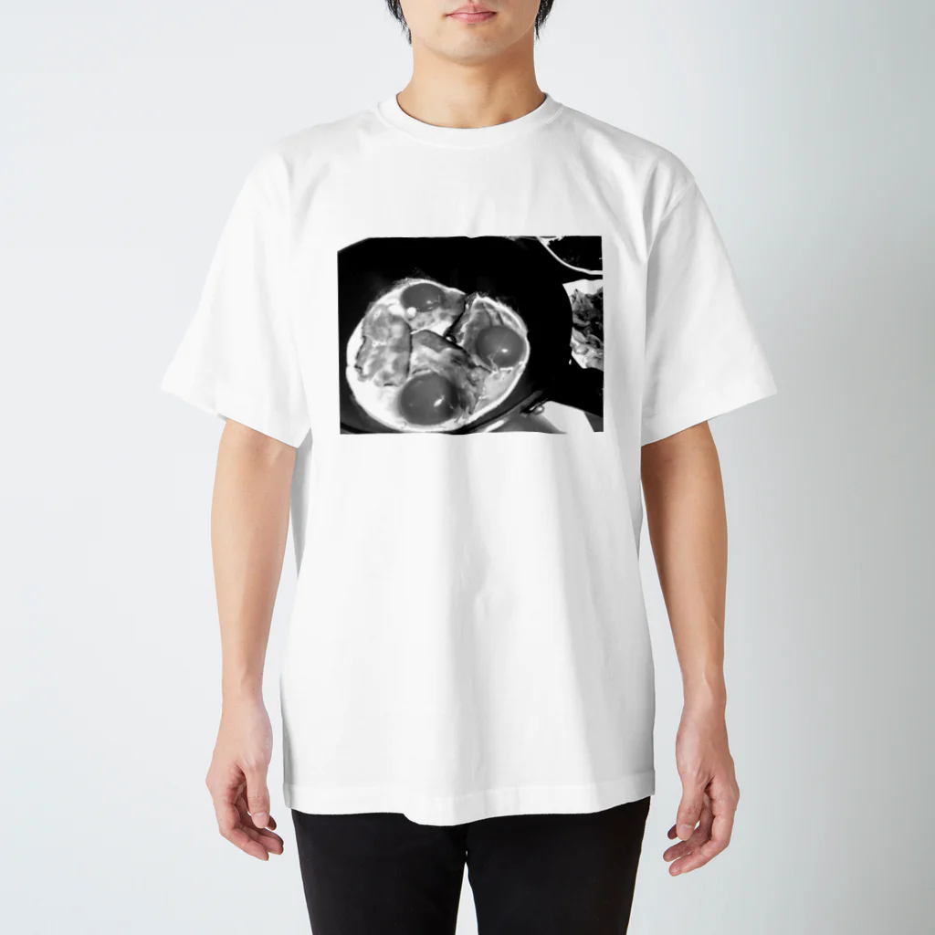 okioのめだまやき Regular Fit T-Shirt