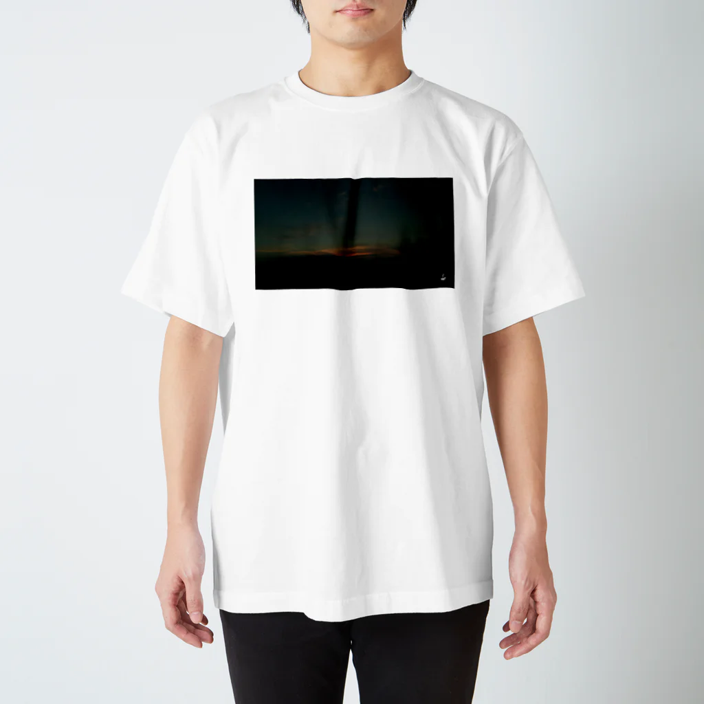 fDESIGNのfp_30_Photo Regular Fit T-Shirt