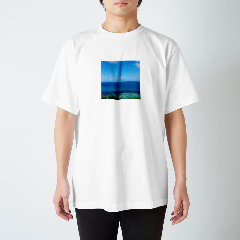 sango23の沖縄の海 Regular Fit T-Shirt