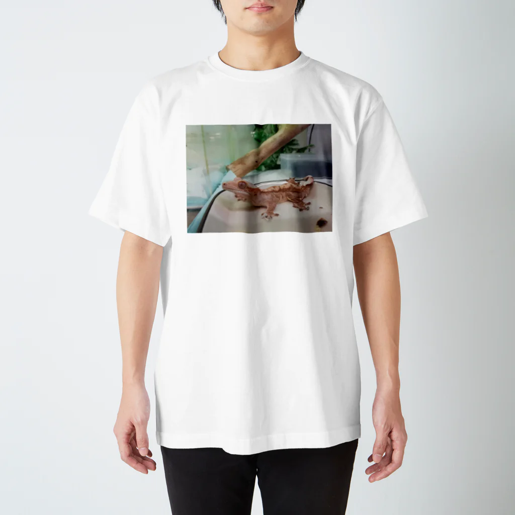 まなみんごのゆるいグッズ屋さんの笑顔でお迎え Regular Fit T-Shirt