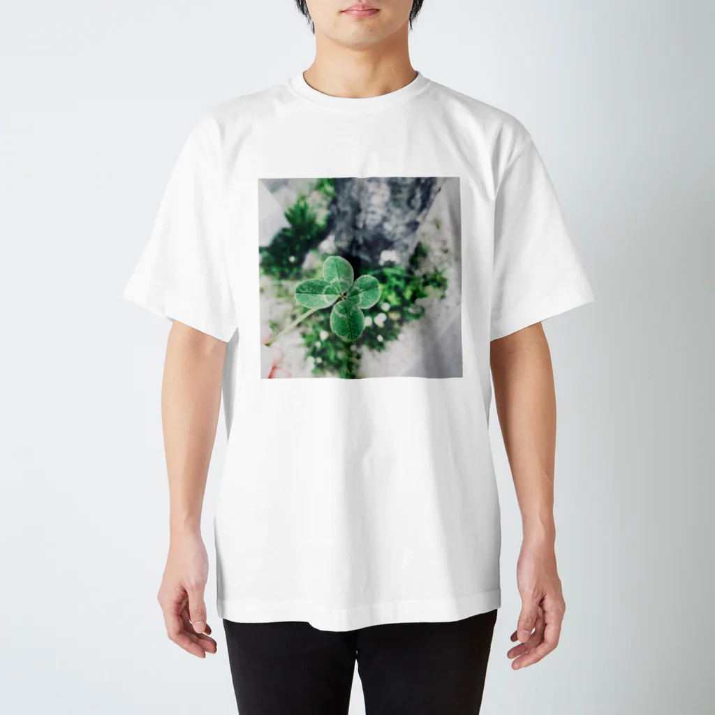 kurominnnのちいさなしあわせ Regular Fit T-Shirt