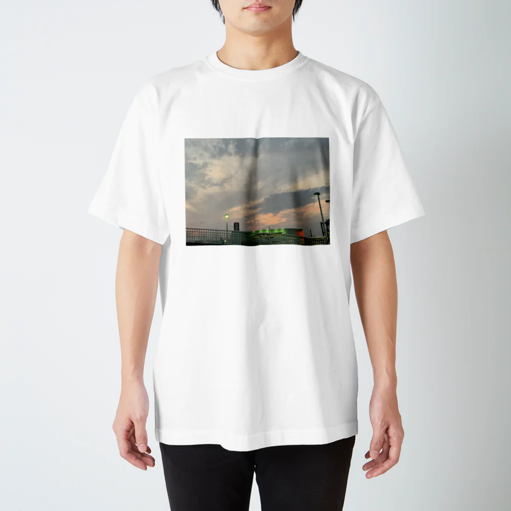 ∬新時代00瀞地∬☆の夕方の空 Regular Fit T-Shirt