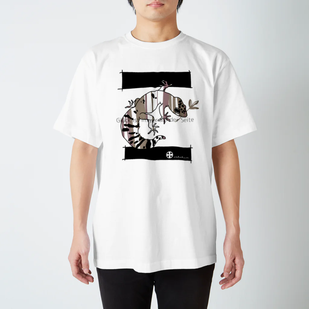 わかくさのストライプ・レオパ(レッド) Regular Fit T-Shirt