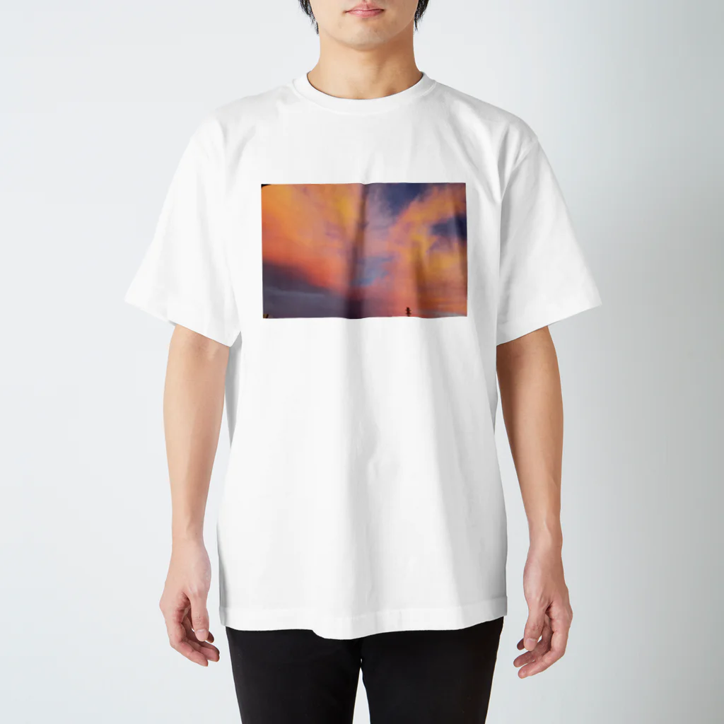 RINGOのasayake Regular Fit T-Shirt
