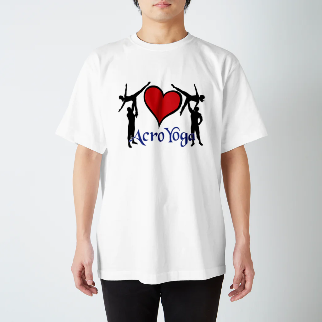 JuggernautCheerのHeart AcroYoga スタンダードTシャツ