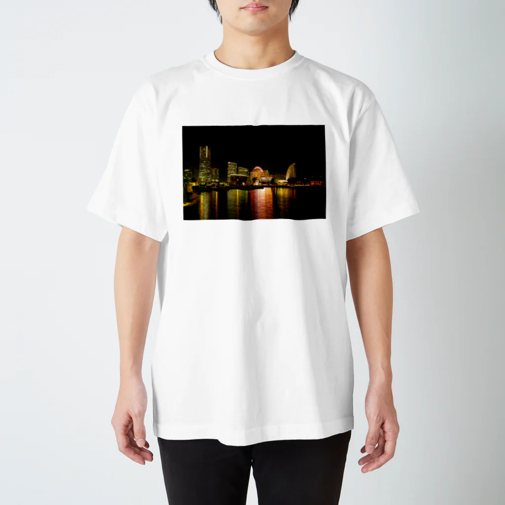 カビゴンのSHOPの横浜 Regular Fit T-Shirt