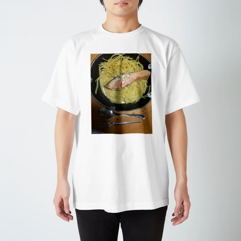 西村 尊広のオリジナルミソスープパスタ。 Regular Fit T-Shirt