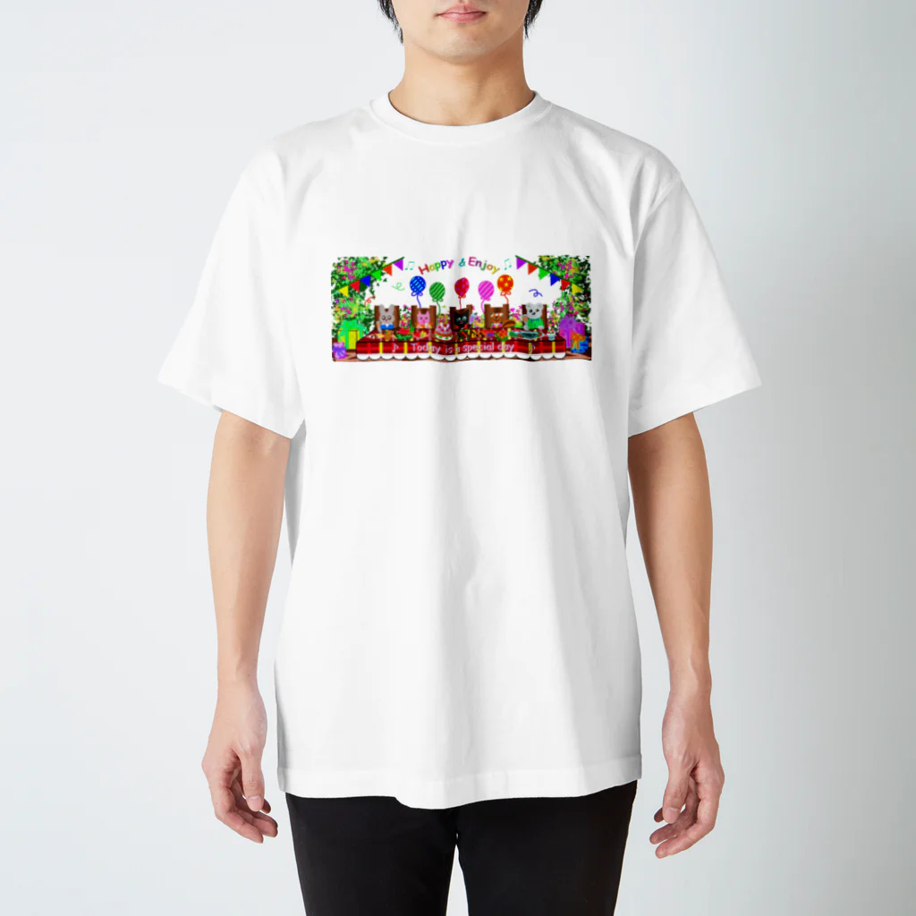 Yokokkoの店のLet's have a party♪ Regular Fit T-Shirt