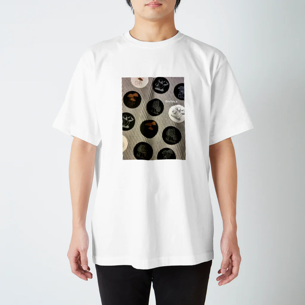 Bouton.kのきのこいろいろ Regular Fit T-Shirt