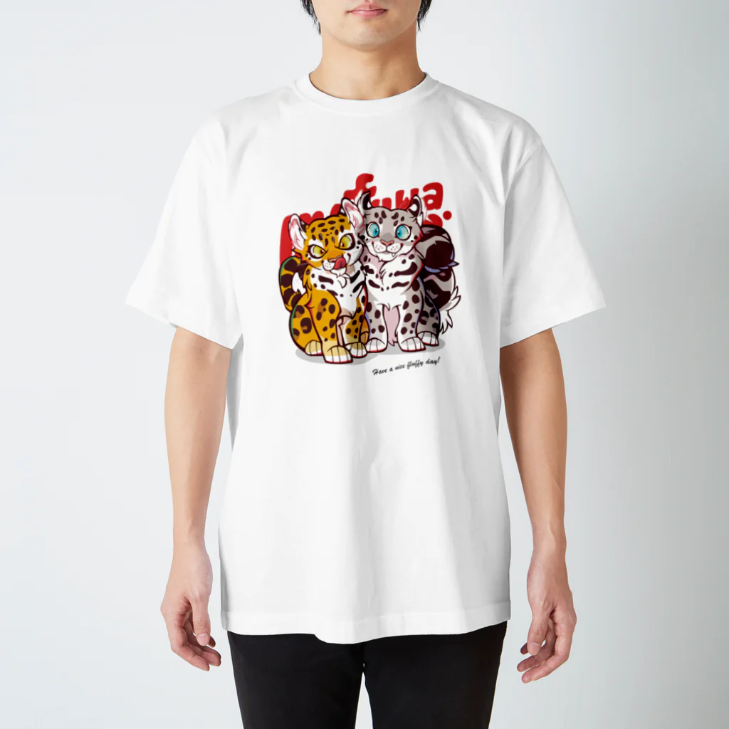 mofuwaのLEOPARD TWINS(white) Regular Fit T-Shirt