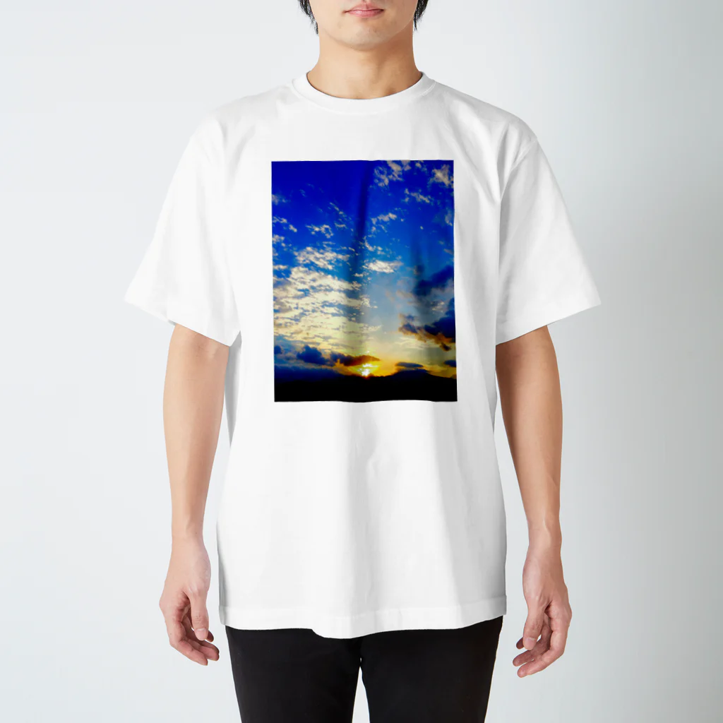 Sato-CのDay sunset Regular Fit T-Shirt