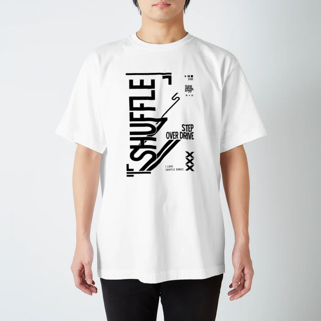 6TanのSHUFFLE DANCE （デザイン黒） Regular Fit T-Shirt