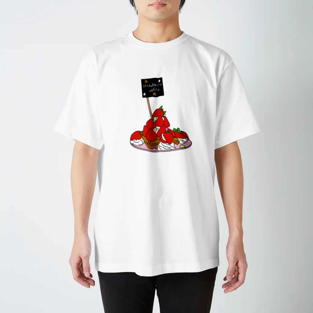 sirakiのおみせのstrawberry waffle スタンダードTシャツ