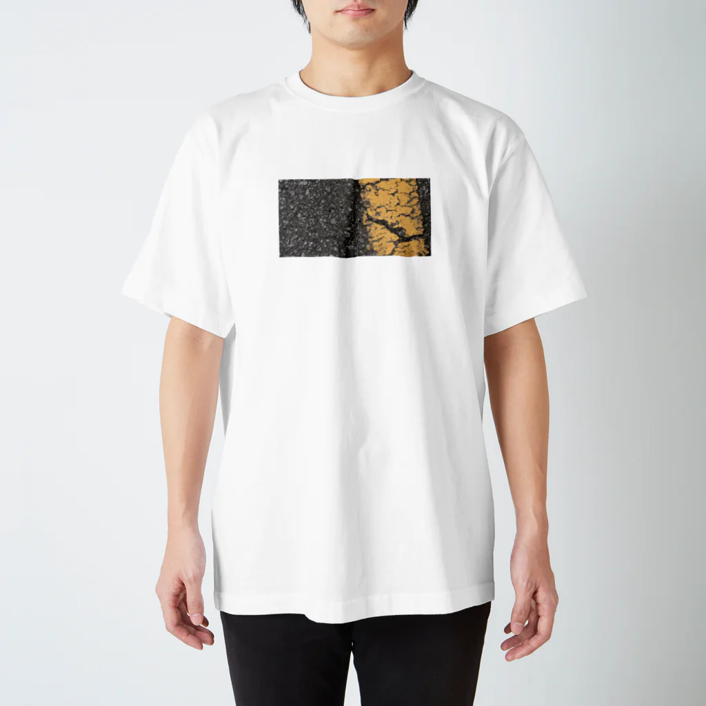 yuka_1300のオレンジライン Regular Fit T-Shirt