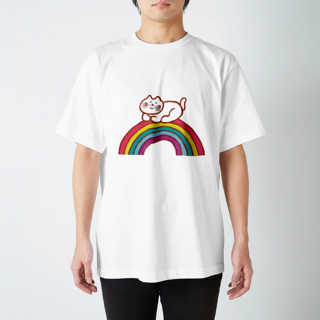 torigaki harukaのにじにのったねこ スタンダードTシャツ