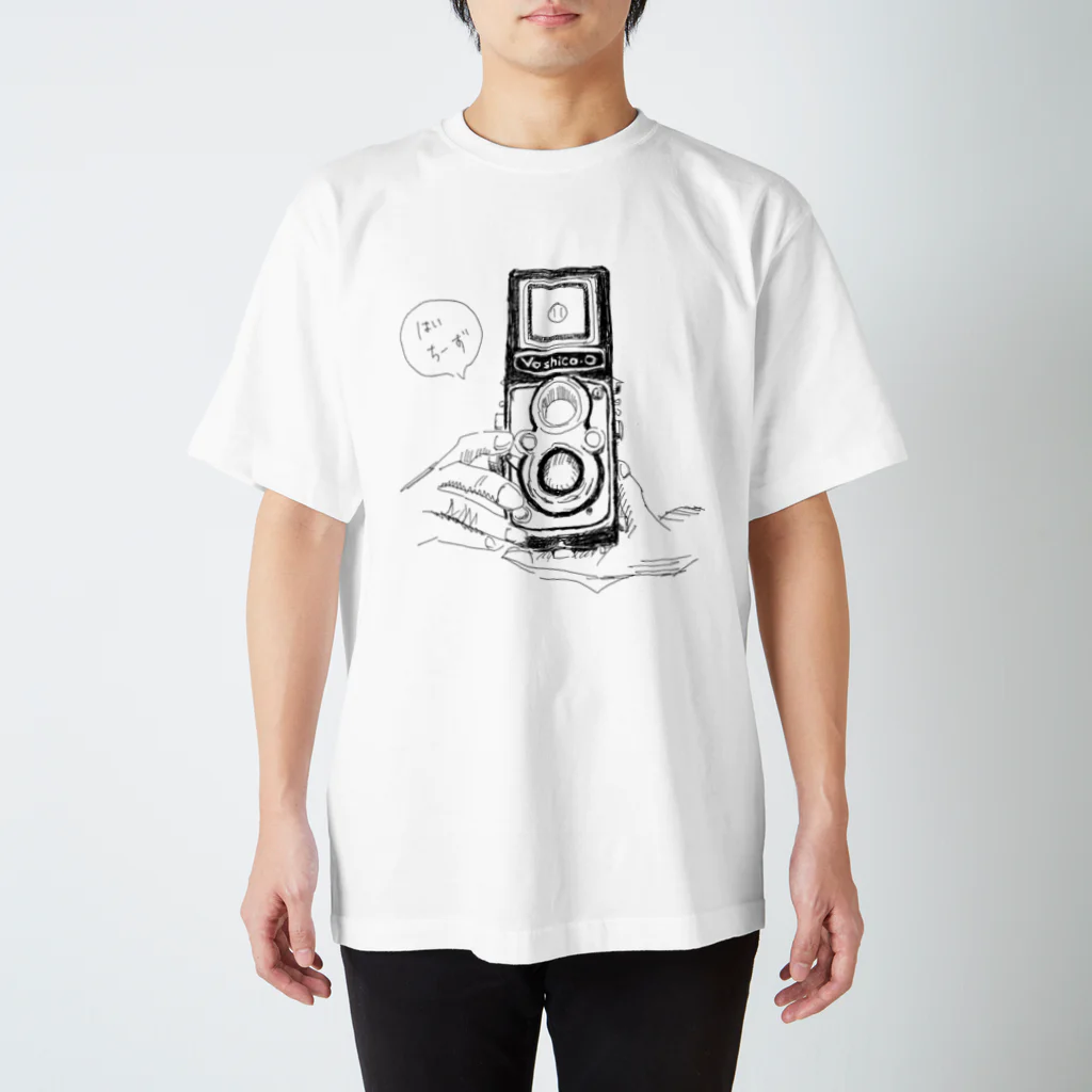 kiuchi-designのレトロな２眼レフカメラでちーず スタンダードTシャツ