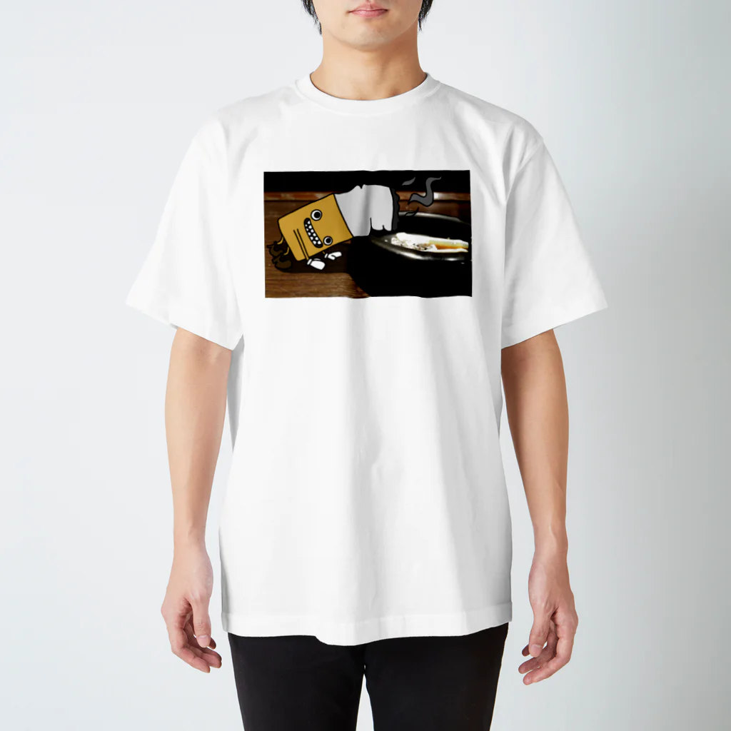 OKASHI NA IKIMONOの灰皿とすいがらくん スタンダードTシャツ