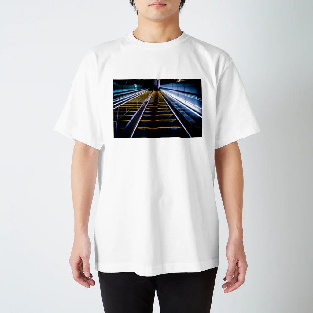 Koukichi_Tのお店のエスカレーター スタンダードTシャツ