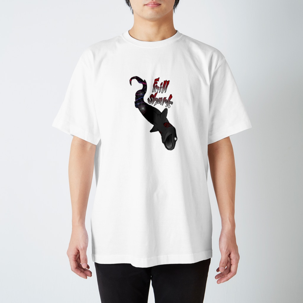 K′z SHOPのラブカ Regular Fit T-Shirt