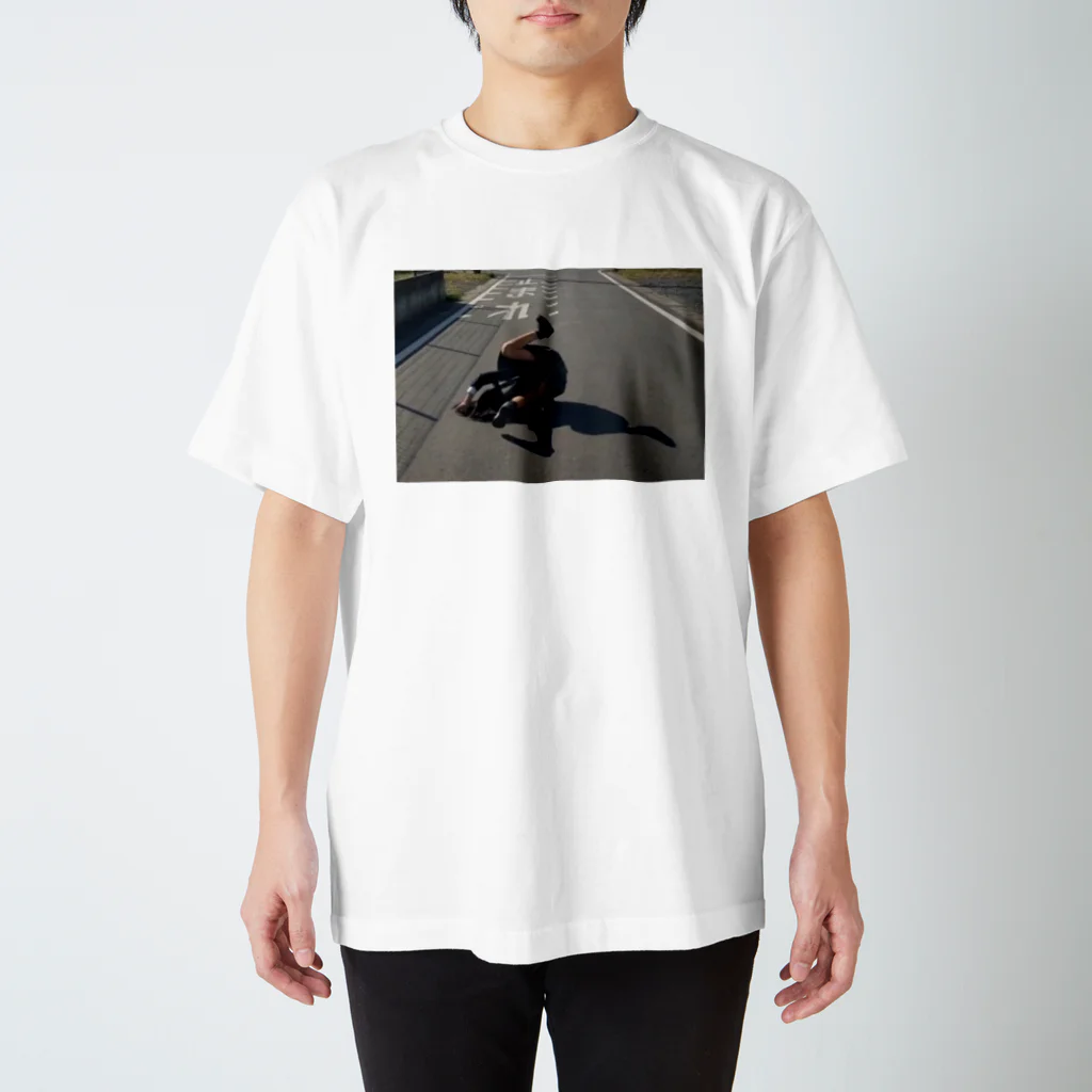 ももにのまんげシール Regular Fit T-Shirt