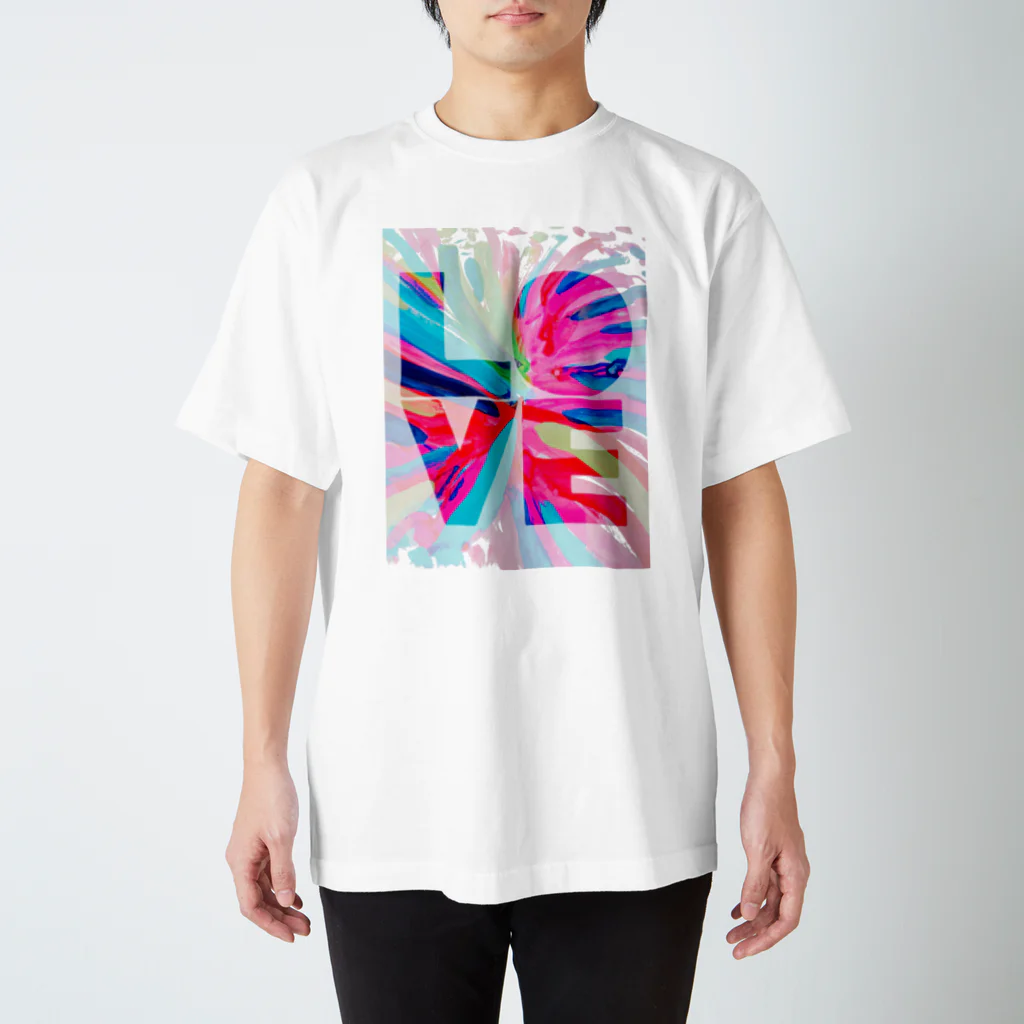 borabora-mamaのカラフルＬＯＶＥ Regular Fit T-Shirt