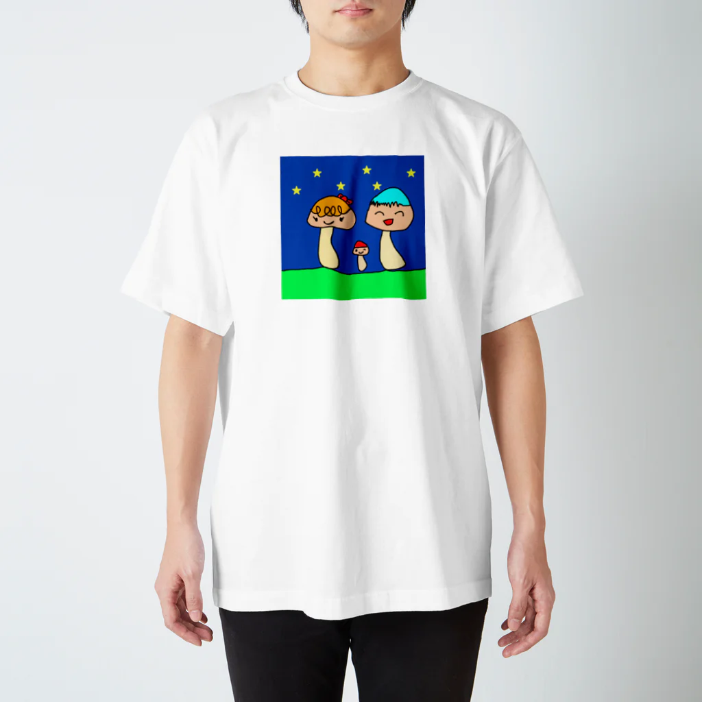 raraのゆるかわTシャツ屋さんのきのこファミリー Regular Fit T-Shirt