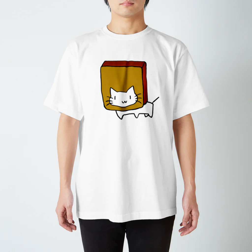 ひねくれ堂のカステラに顔を突っ込む猫 スタンダードTシャツ