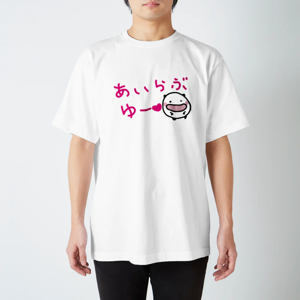 ダイナマイト87ねこ大商会のなついているねこです Regular Fit T-Shirt