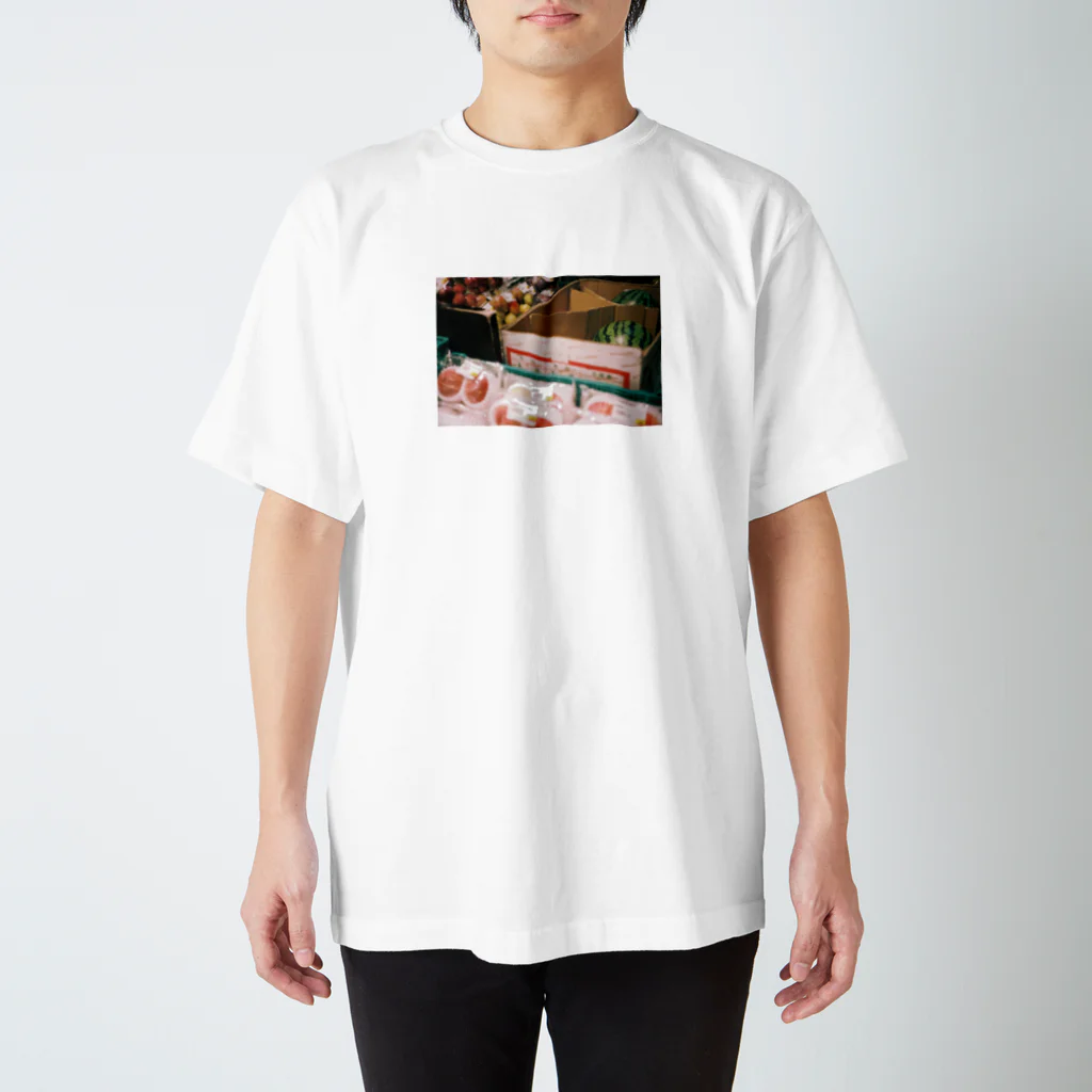 ✶ uopn ✶の夏の夜の果物 Regular Fit T-Shirt