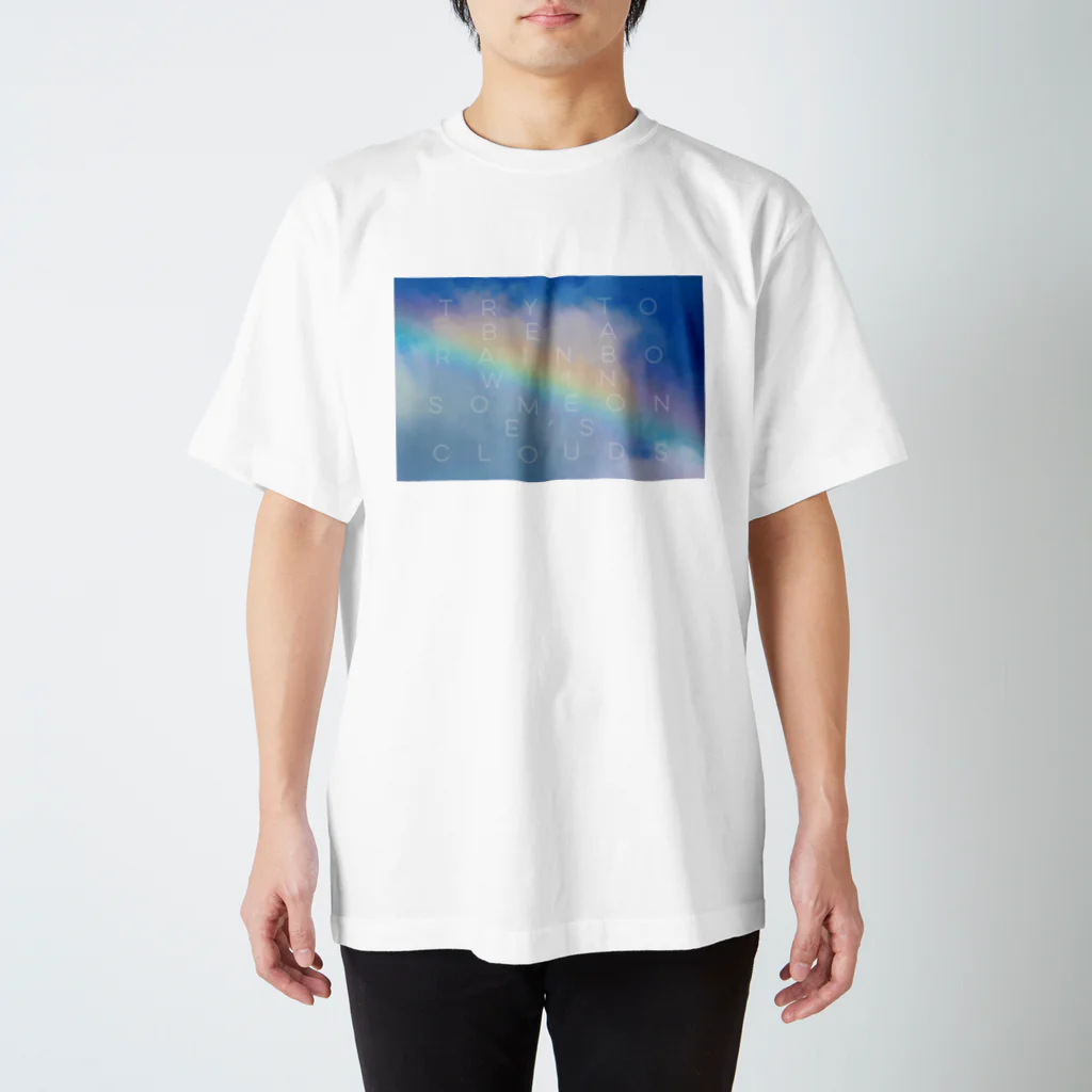 mizuphoto galleryのRainbow carrying happiness(文字入り) スタンダードTシャツ