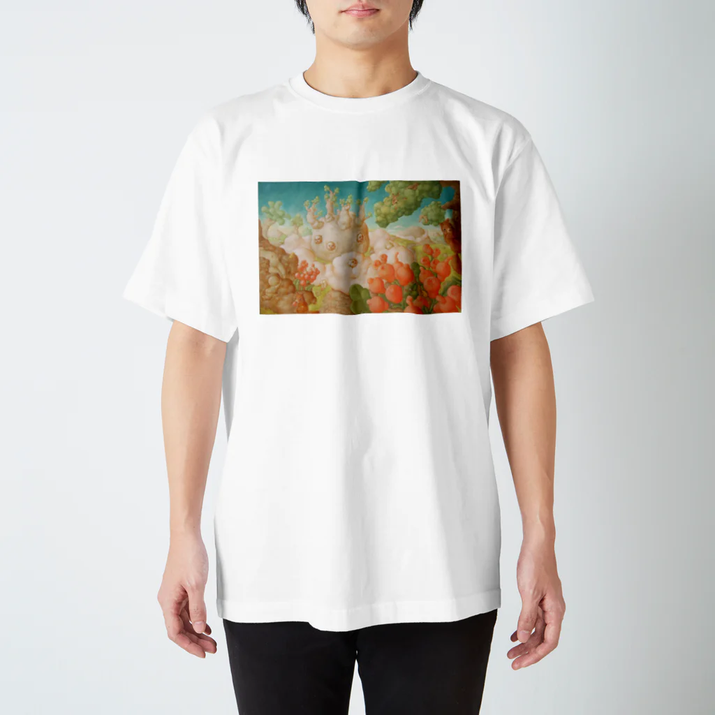 Mariko Nakamuraの雲の溜まる丘 スタンダードTシャツ