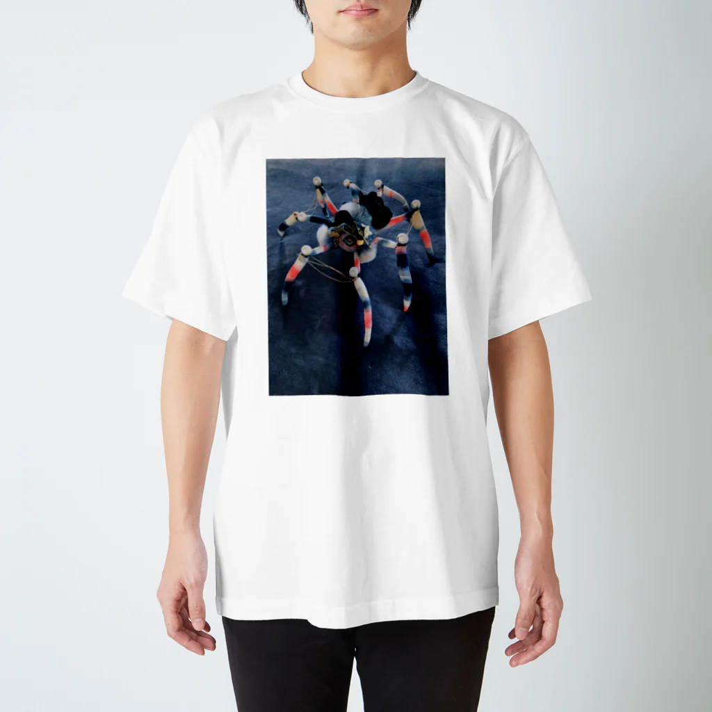 飯野 モモコの単眼蜘蛛/scrap Regular Fit T-Shirt