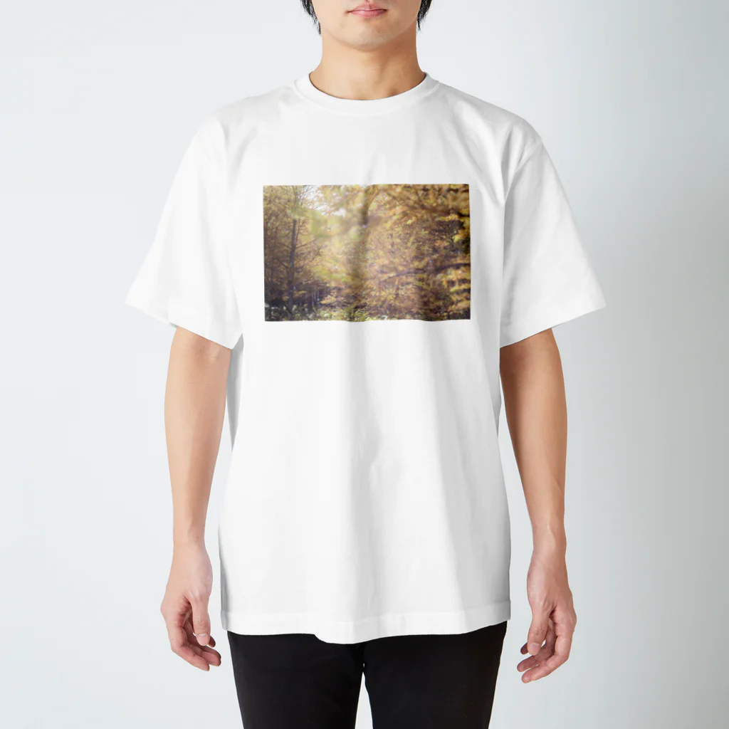 フォトグラファー小室直子のカラマツ Regular Fit T-Shirt