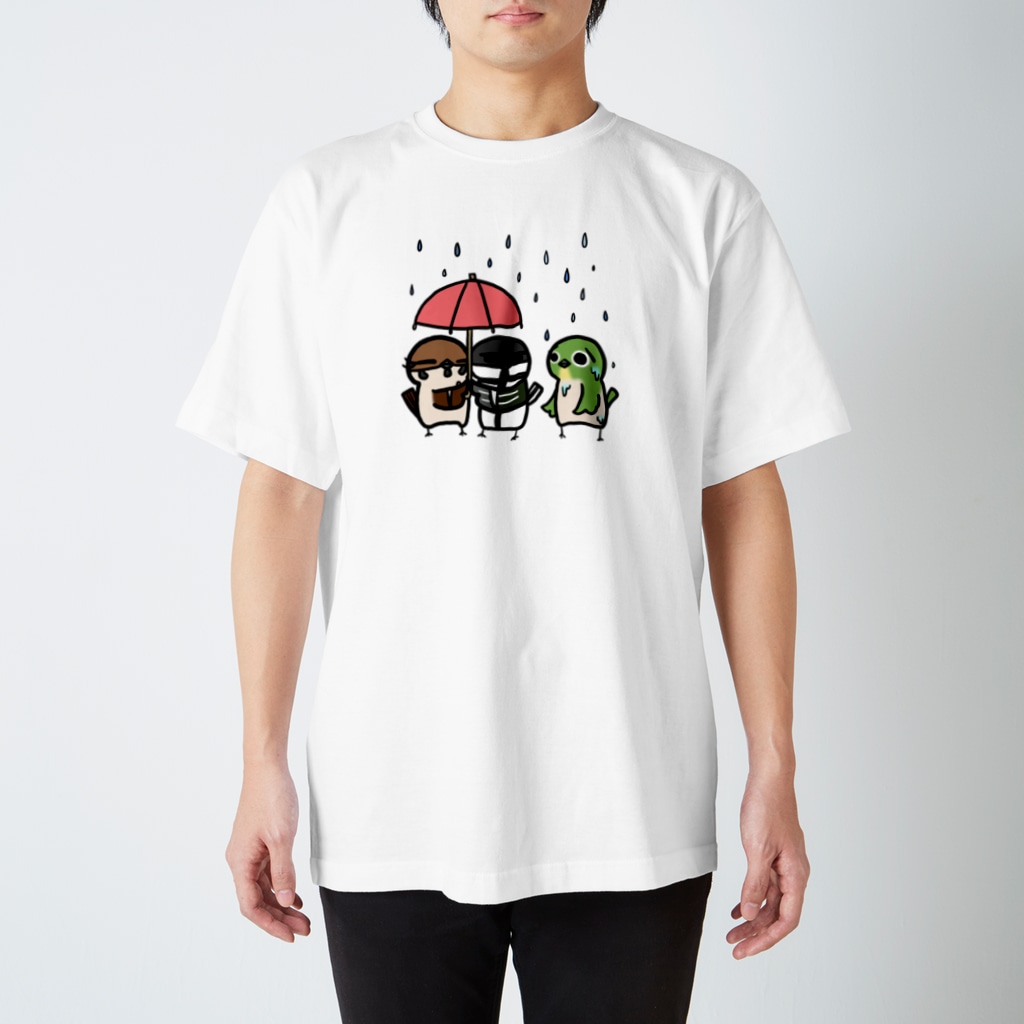 庭にくるコトリからのことりたちの梅雨 Regular Fit T-Shirt